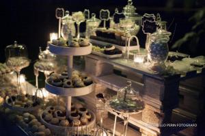 realizzazione confettate e candy table matrimonio