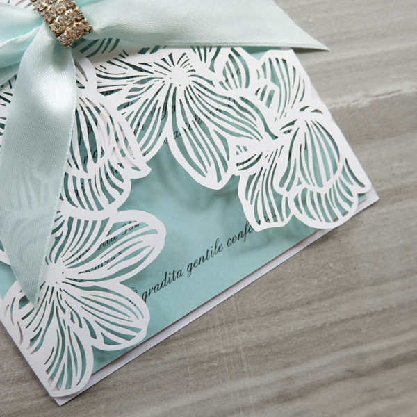 invito lasercut tema botanico ninfee