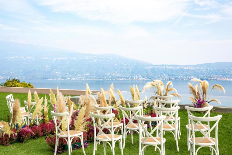 Luxury wedding on lake garda