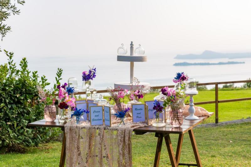 Luxury wedding on lake garda