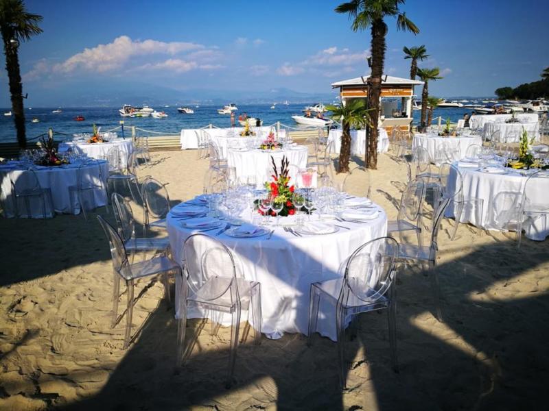 beach on lake garda for wedding